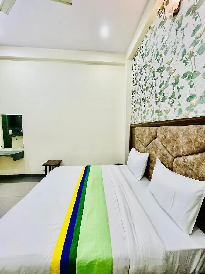 Hotel Urban Star Agra