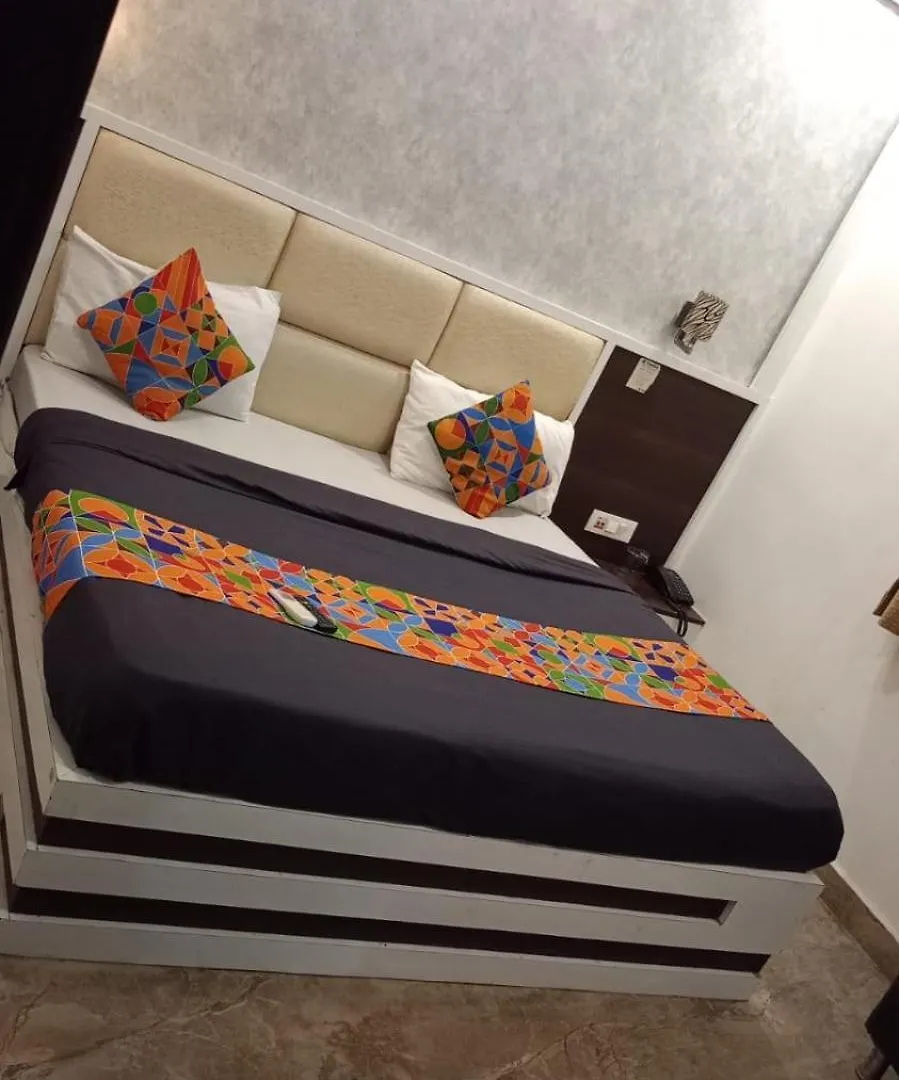 Hotel Urban Star Agra