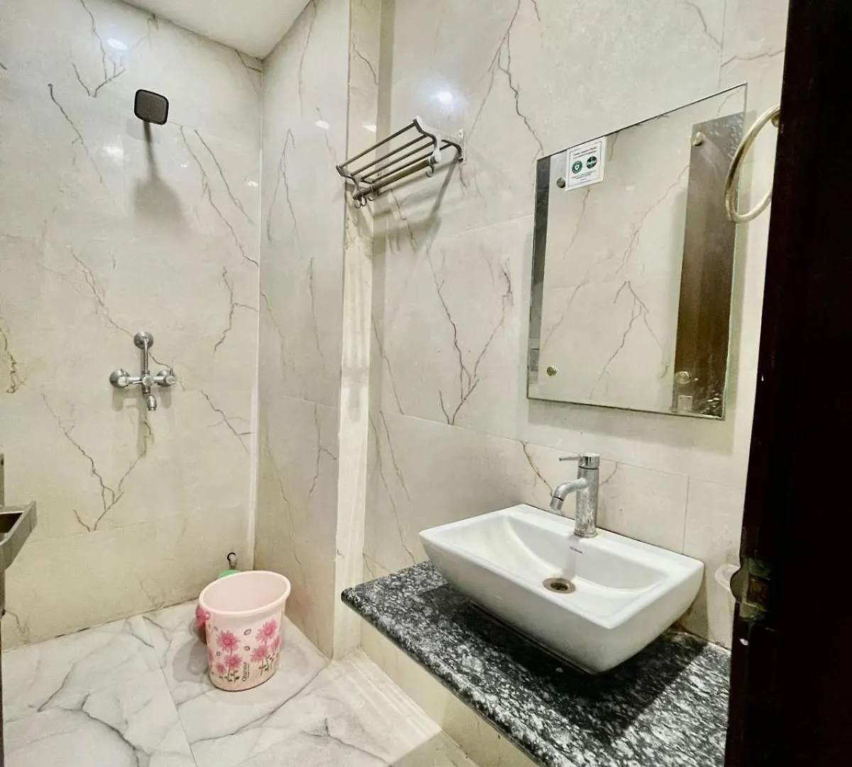 Hotel Urban Star Agra